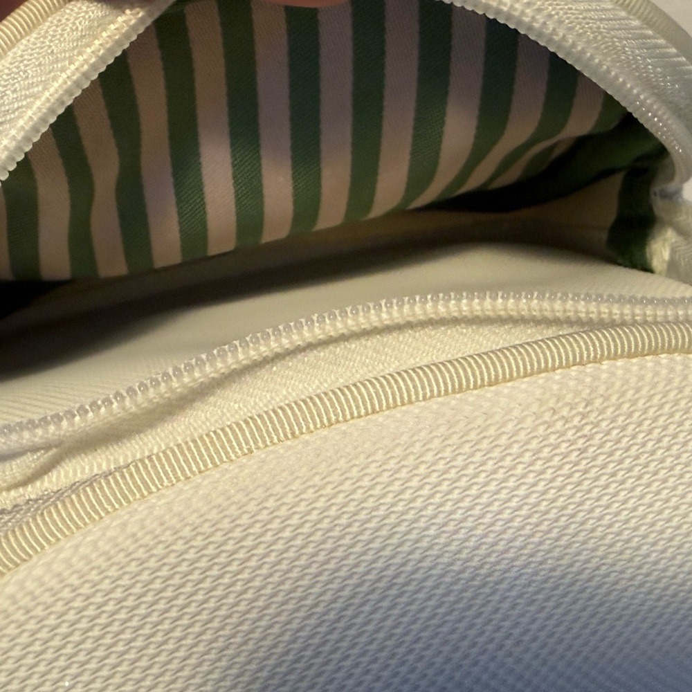 Lacoste White Belt Bag Waist Pack NWOT - Picture 5 of 5